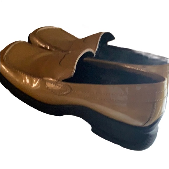 VINTAGE STEVE MADDEN PATENT LEATHER PLATFORM WEDGE MULES LOAFERS 6B - Picture 3 of 9